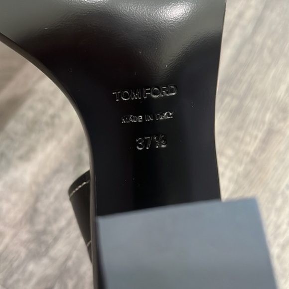 Tom Ford Black Leather Padlock Sandal Heels Size 37.5 - Picture 11 of 12